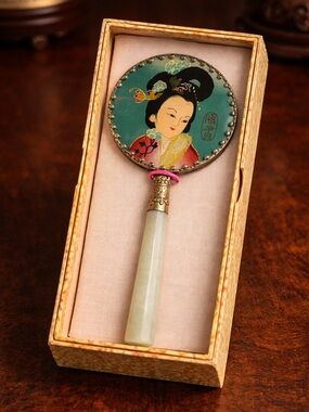 Vintage Hand Mirror w/ Jade Handle – Decorative Geisha Design – In Original Box